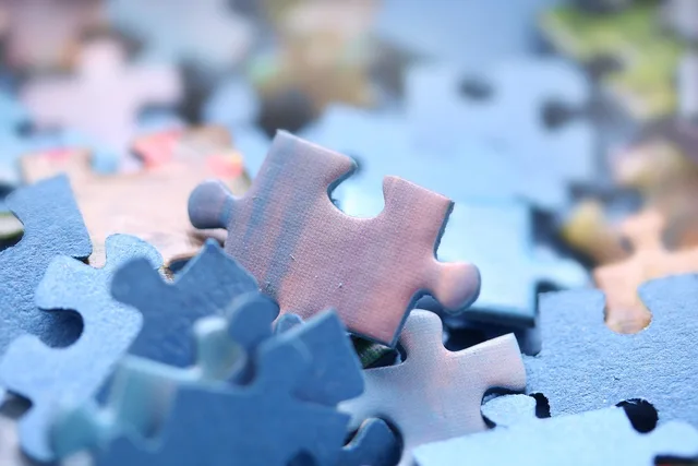 puzzle, pieces, folding, puzzle, puzzle, puzzle, puzzle, puzzle. Cash flow for an escape room business: the books an owner has to keep