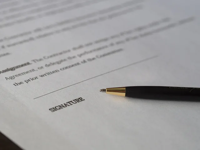 business, signature, contract, document, deal, paperwork, hand, ready, to write, ok, signature, contract, contract, contract, contract, contract. Lease and build-out costs in Dallas compared with New York for escape venues