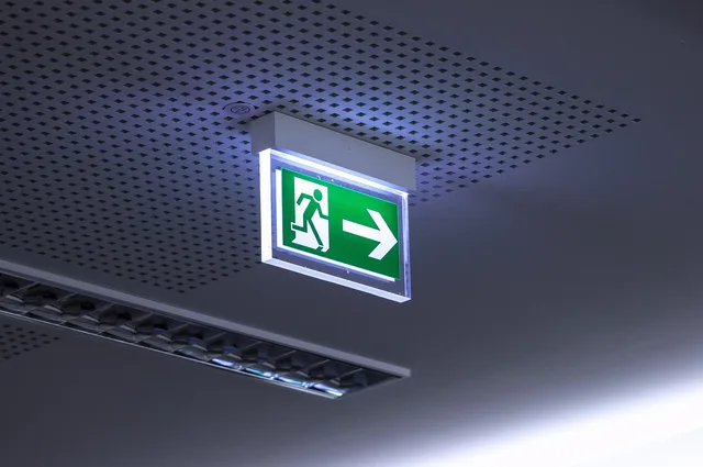emergency exit, escape, fire, evacuation, security, green, a notice, symbol, sign, fire protection, exit, escape route, arrow, door, emergency exit, emergency exit, evacuation, evacuation, evacuation, evacuation, evacuation, exit. Escape room occupancy load: how to calculate it for your city