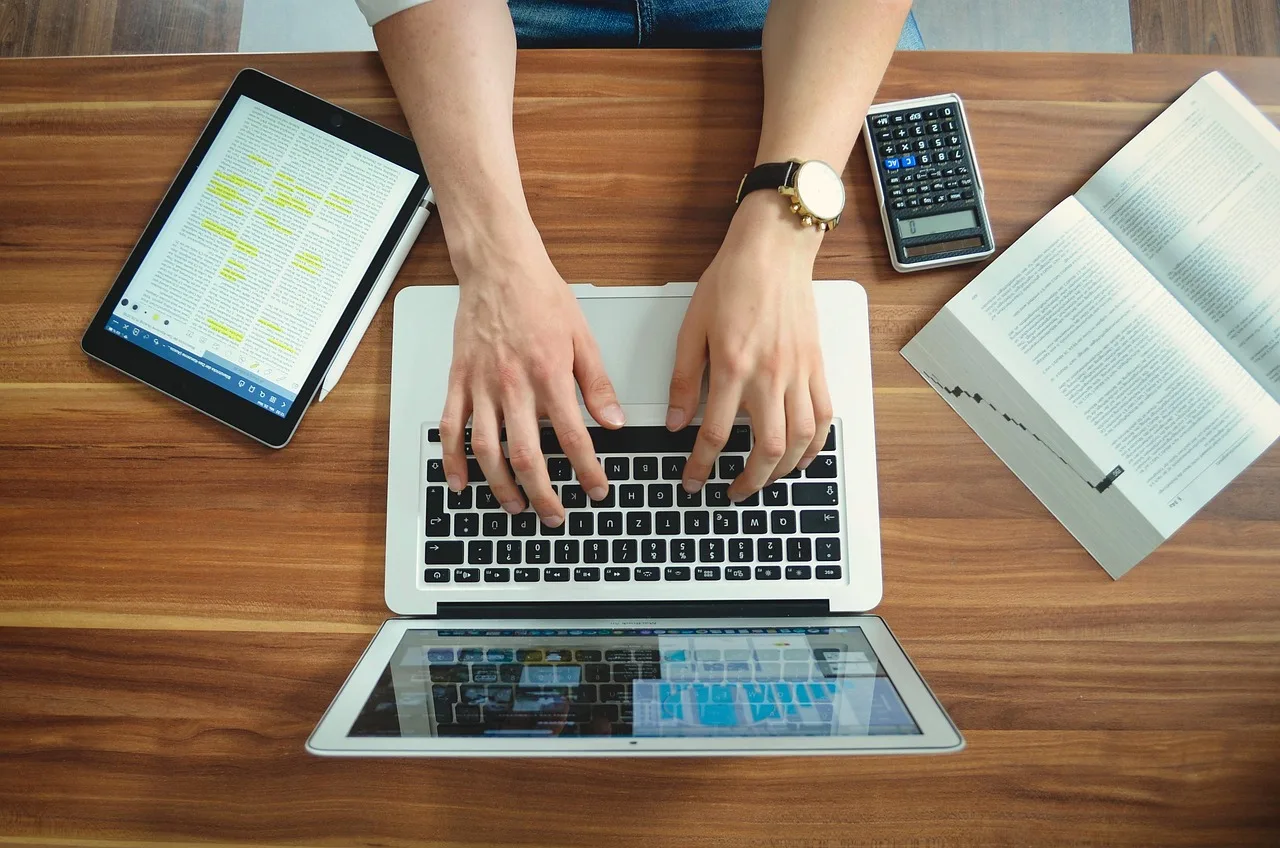 student, work, office, desk, business, computer, laptop, technology, digital, tablet, ipad, apple, macbook, writing, workstation, homeoffice, brown tablet, workstation, workstation, workstation, workstation, workstation. Escape room workflow and operations for owners